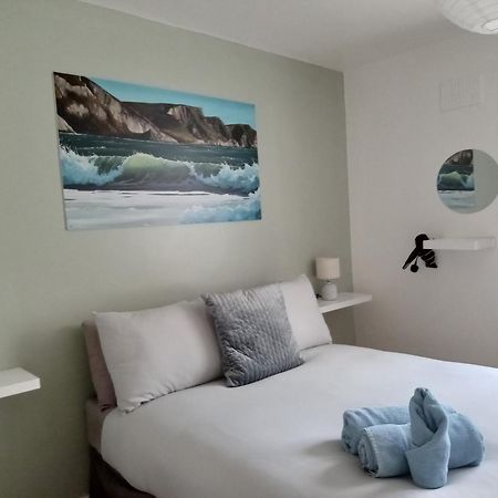 Moorings Greenway Newport  Bagian luar foto